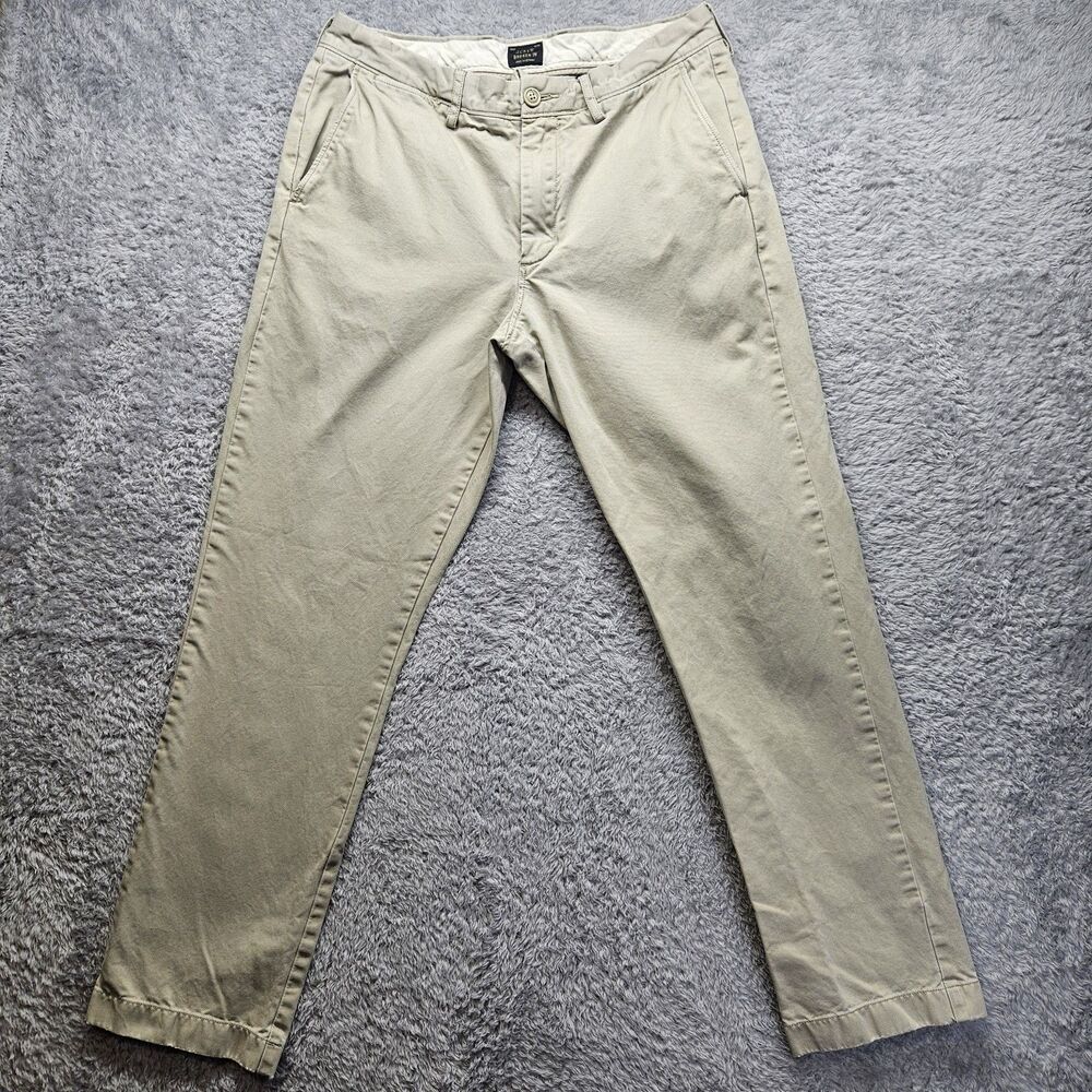 J Crew Broken In Chino Khaki Pants in Tan - 32 waist